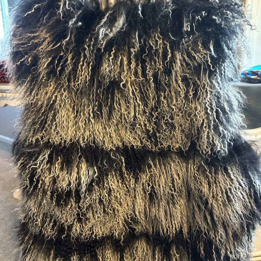💯 Mongolian Fur Vest Black & Cream; Boho Luxe